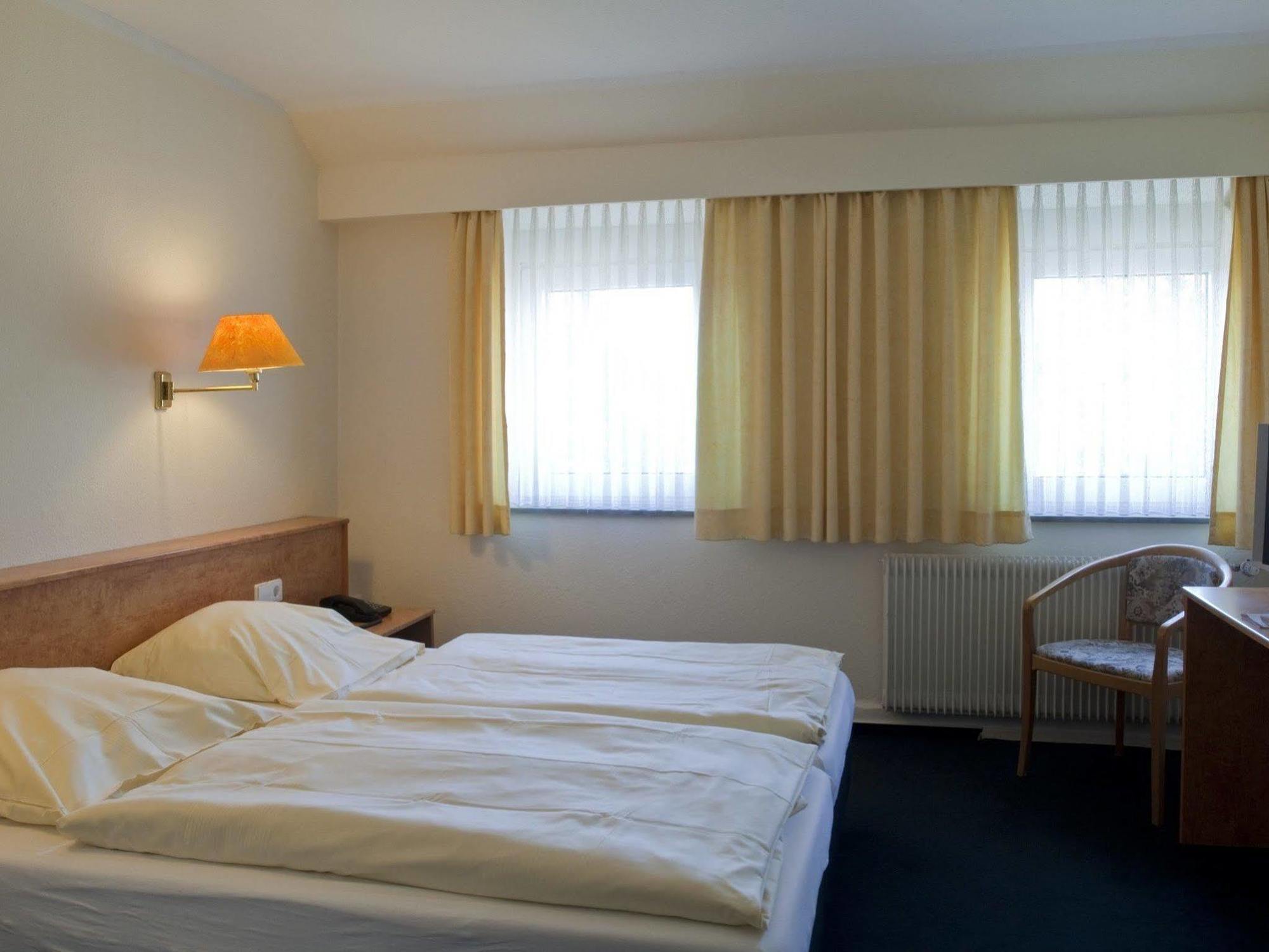 Buescher'S Hotel Und Restaurant Bielefeld Chambre photo